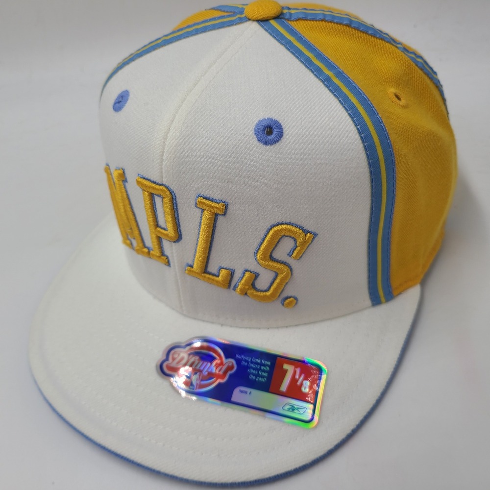 Vintage Minneapolis Lakers Hat Fitted 7 1/8 Reebok White Gold Blue NBA D'funkd